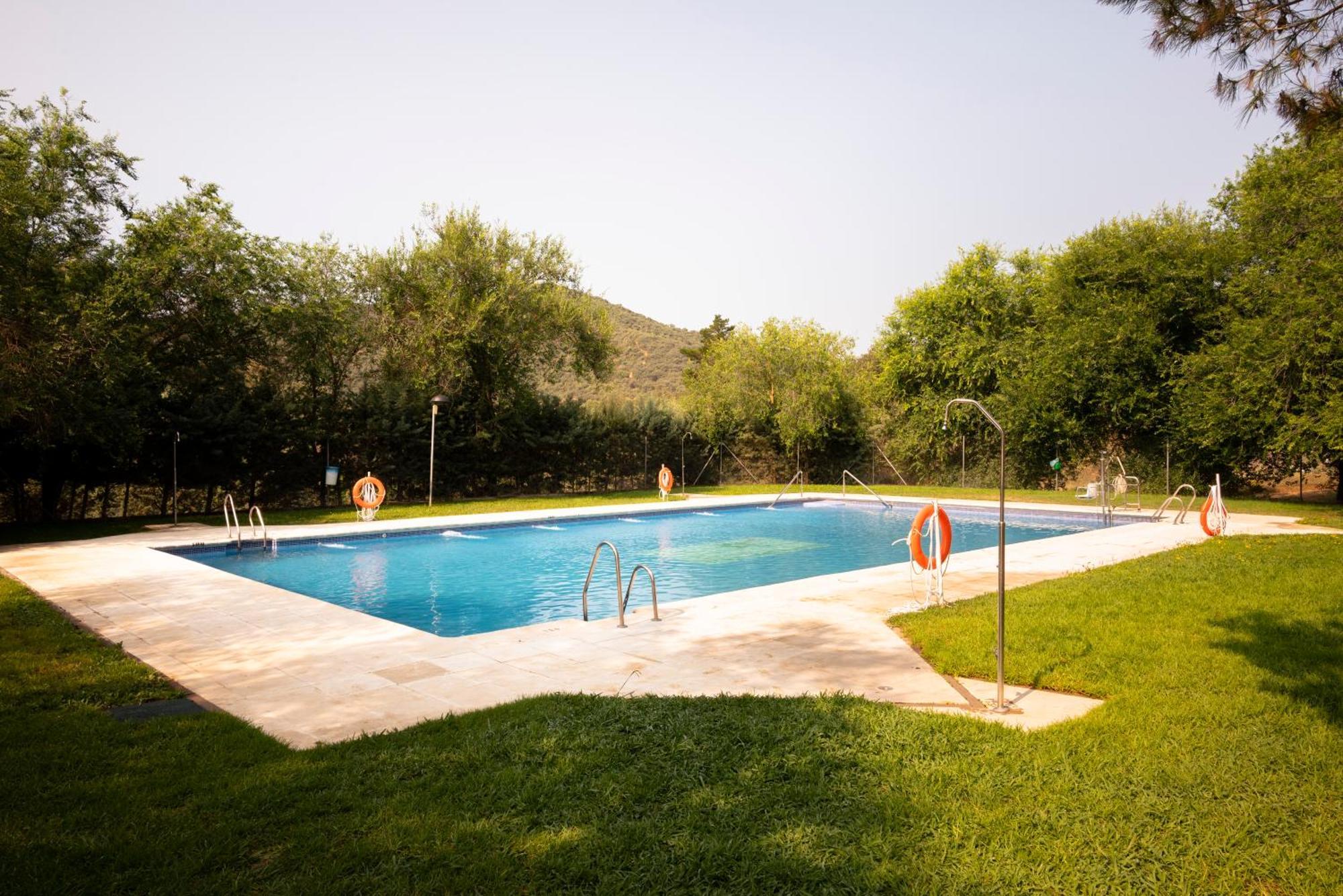 Bungalows Camping Jimmy Jones Villaviciosa de Córdoba Kültér fotó